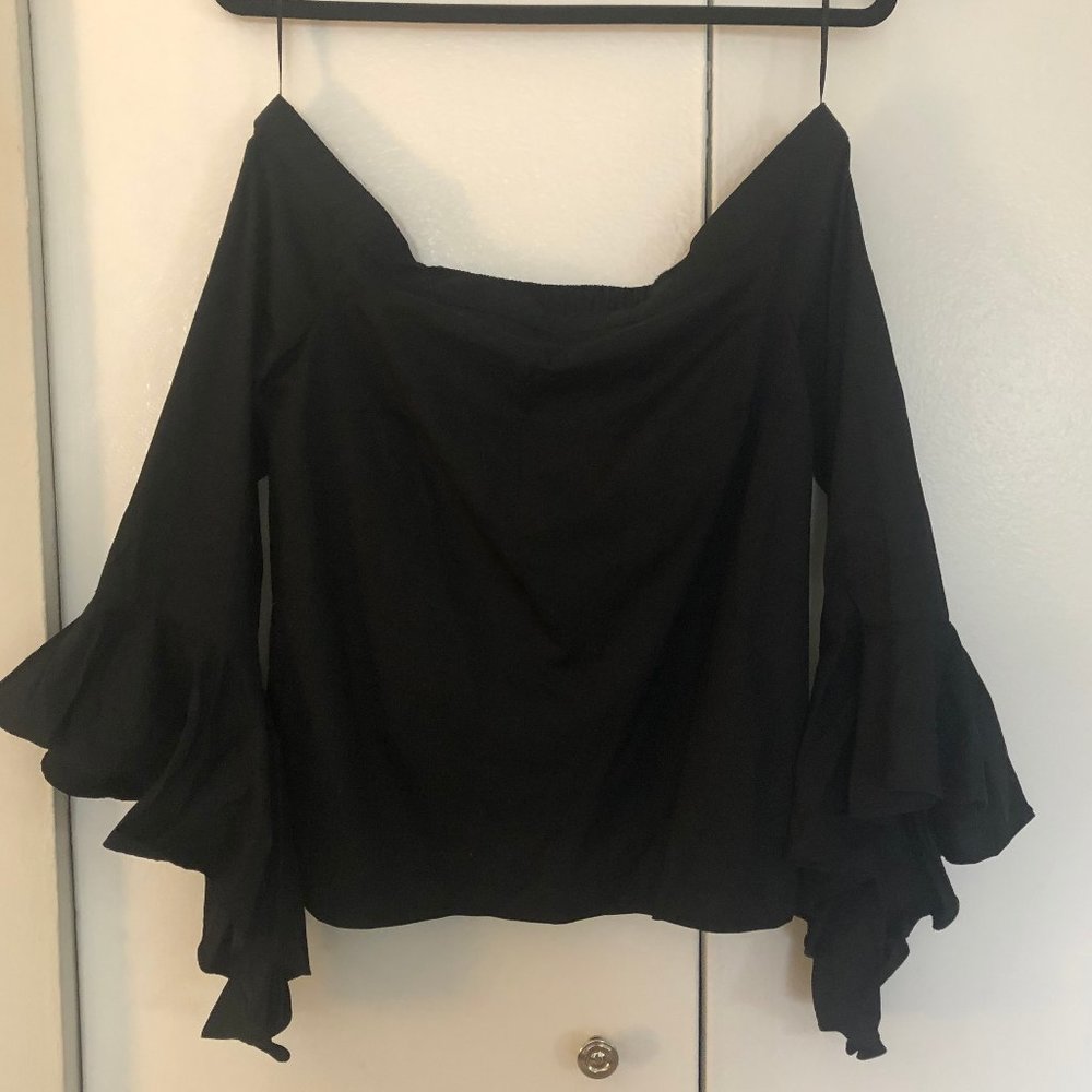 Off the Shoulder Ruffle Sleeve Top